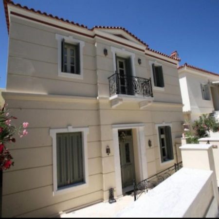 Sofi'S Suites Andros Exterior photo