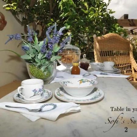 Sofi'S Suites Andros Exterior photo