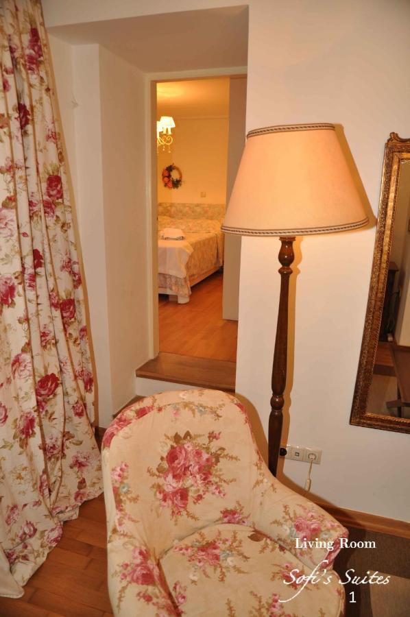 Sofi'S Suites Andros Exterior photo