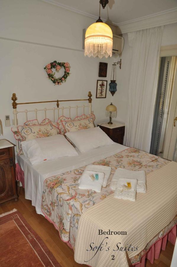 Sofi'S Suites Andros Exterior photo