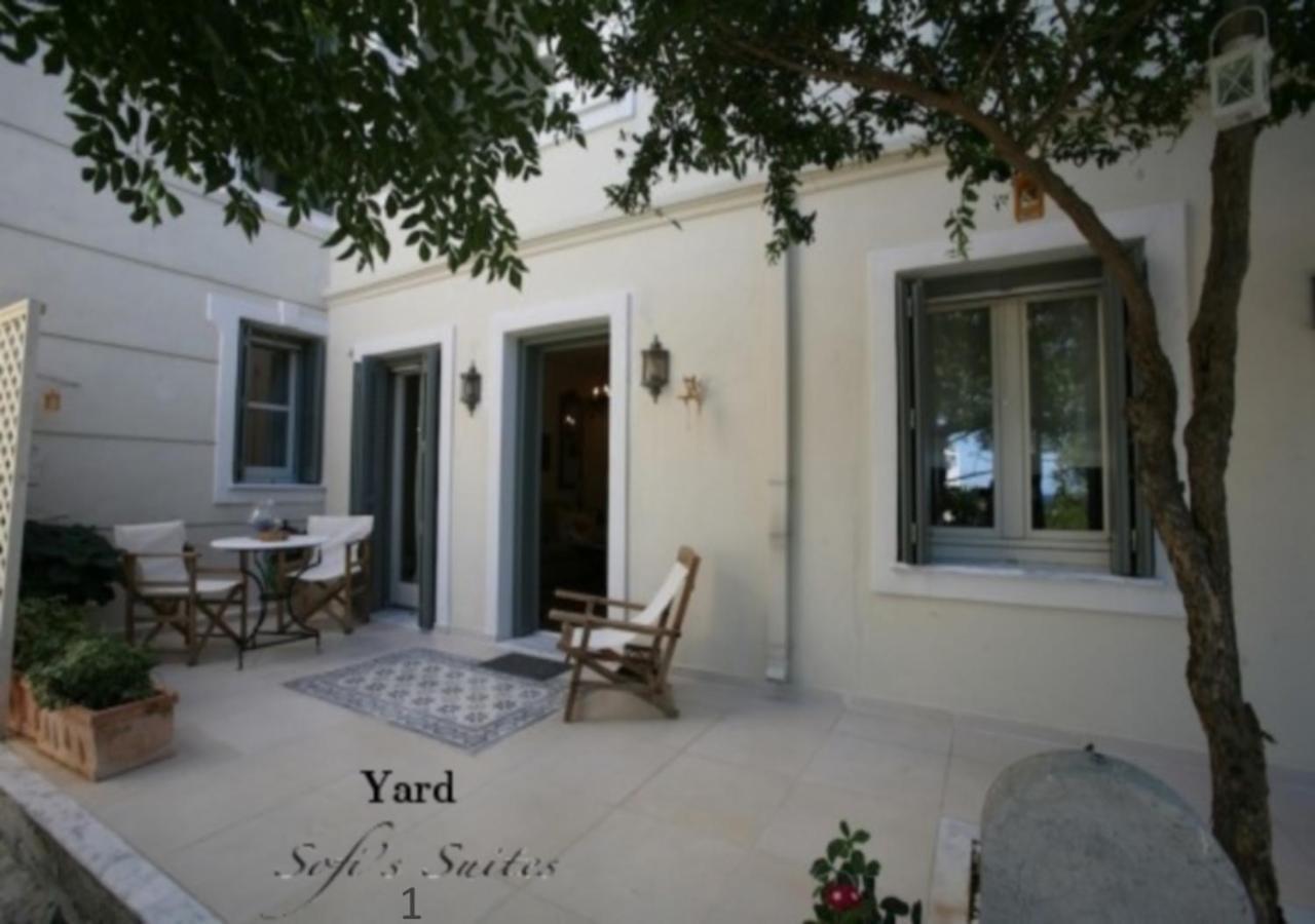 Sofi'S Suites Andros Exterior photo