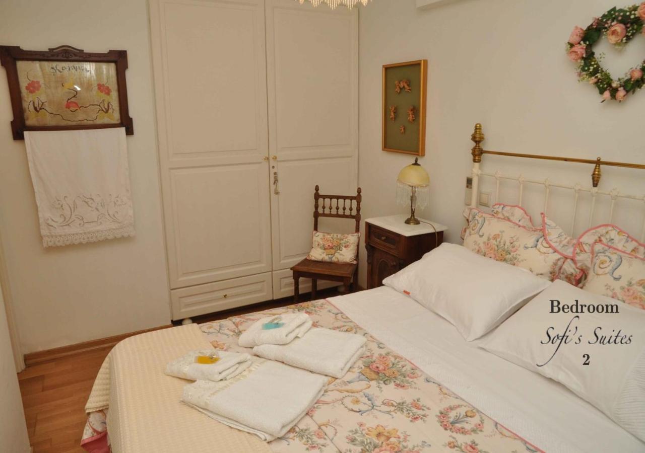 Sofi'S Suites Andros Exterior photo