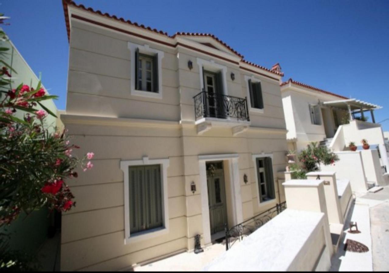Sofi'S Suites Andros Exterior photo